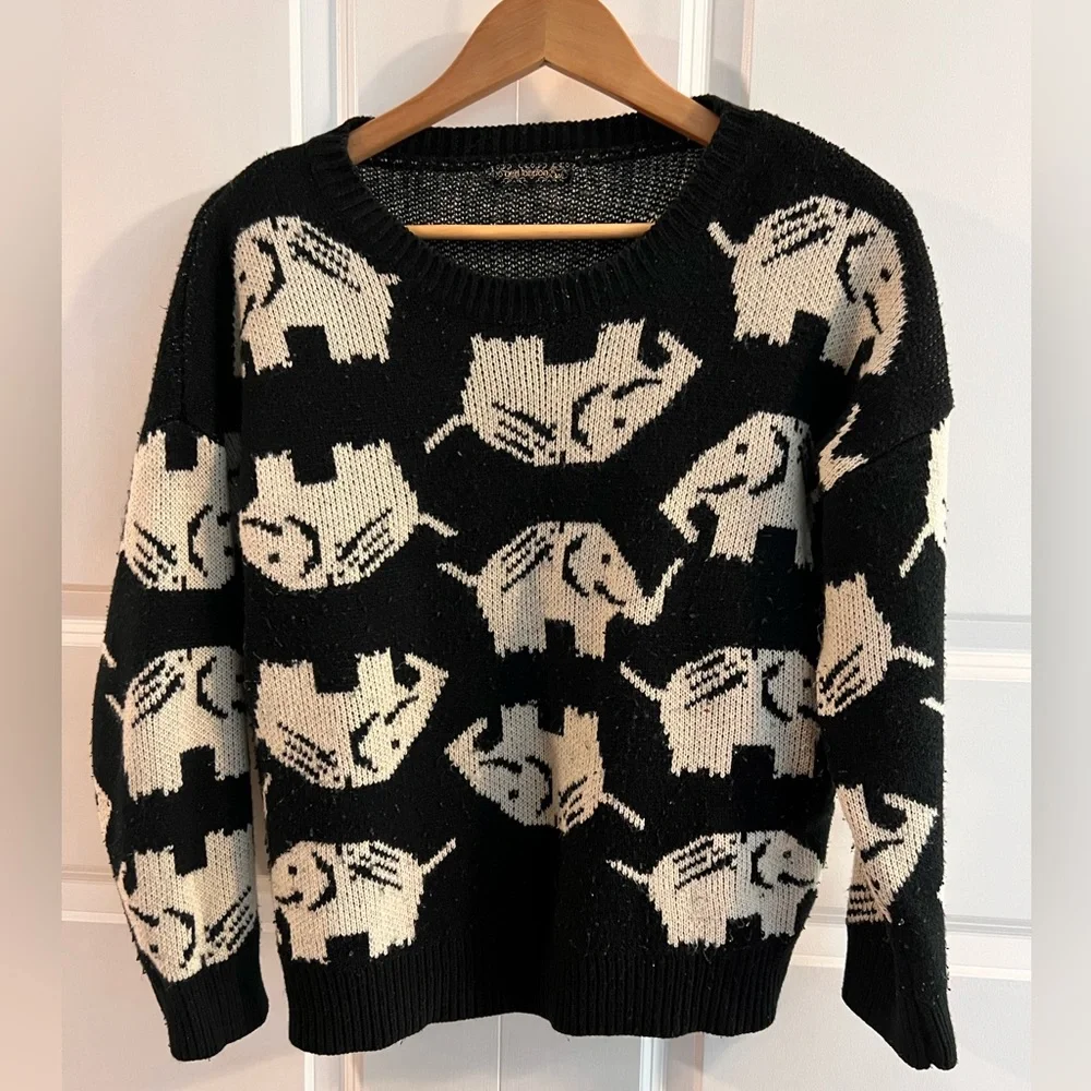 Elephant Knit Sweater - Picture 1 of 1